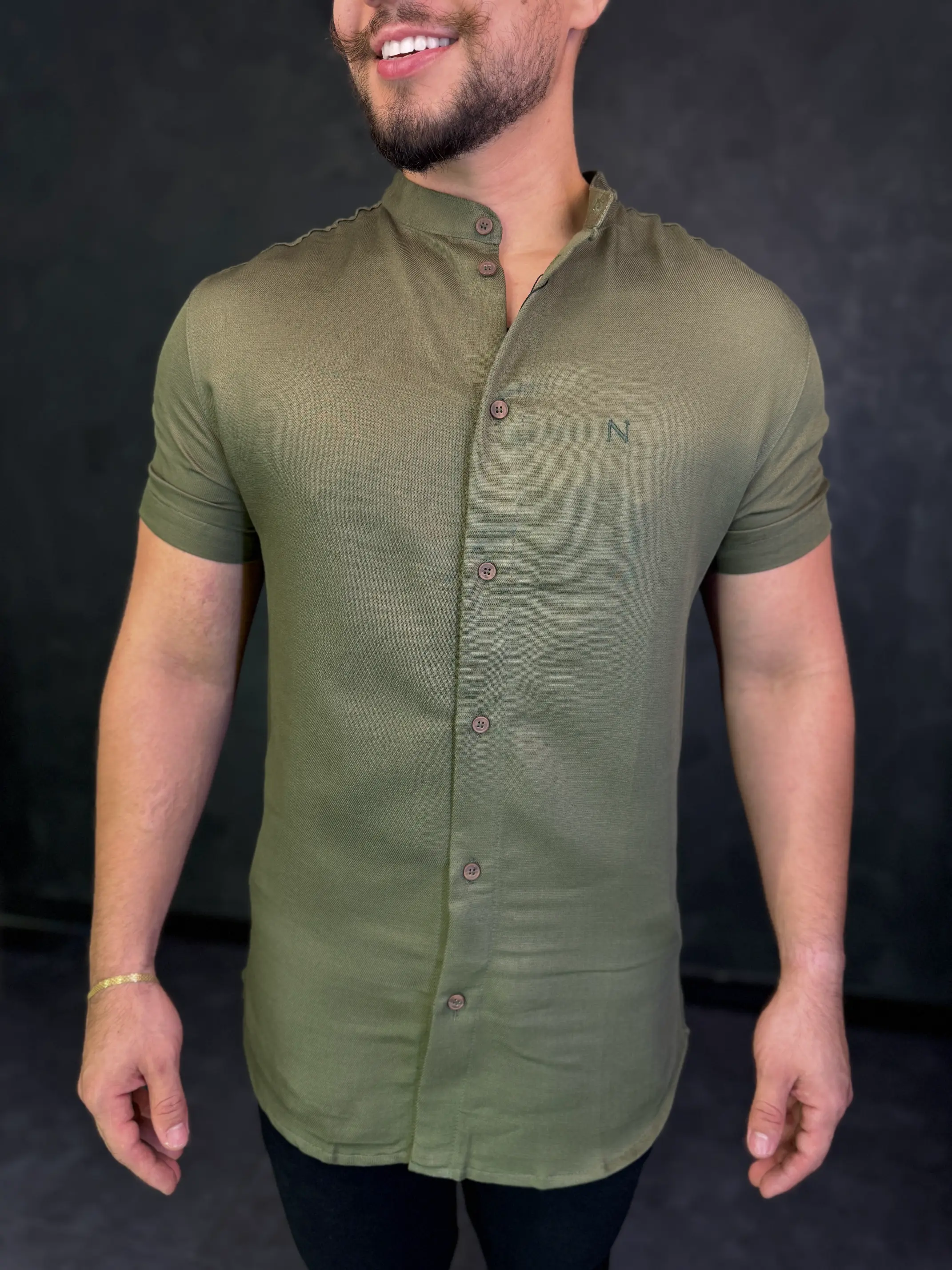 Camisa Social Gola Padre Nype Manga Curta Verde Militar