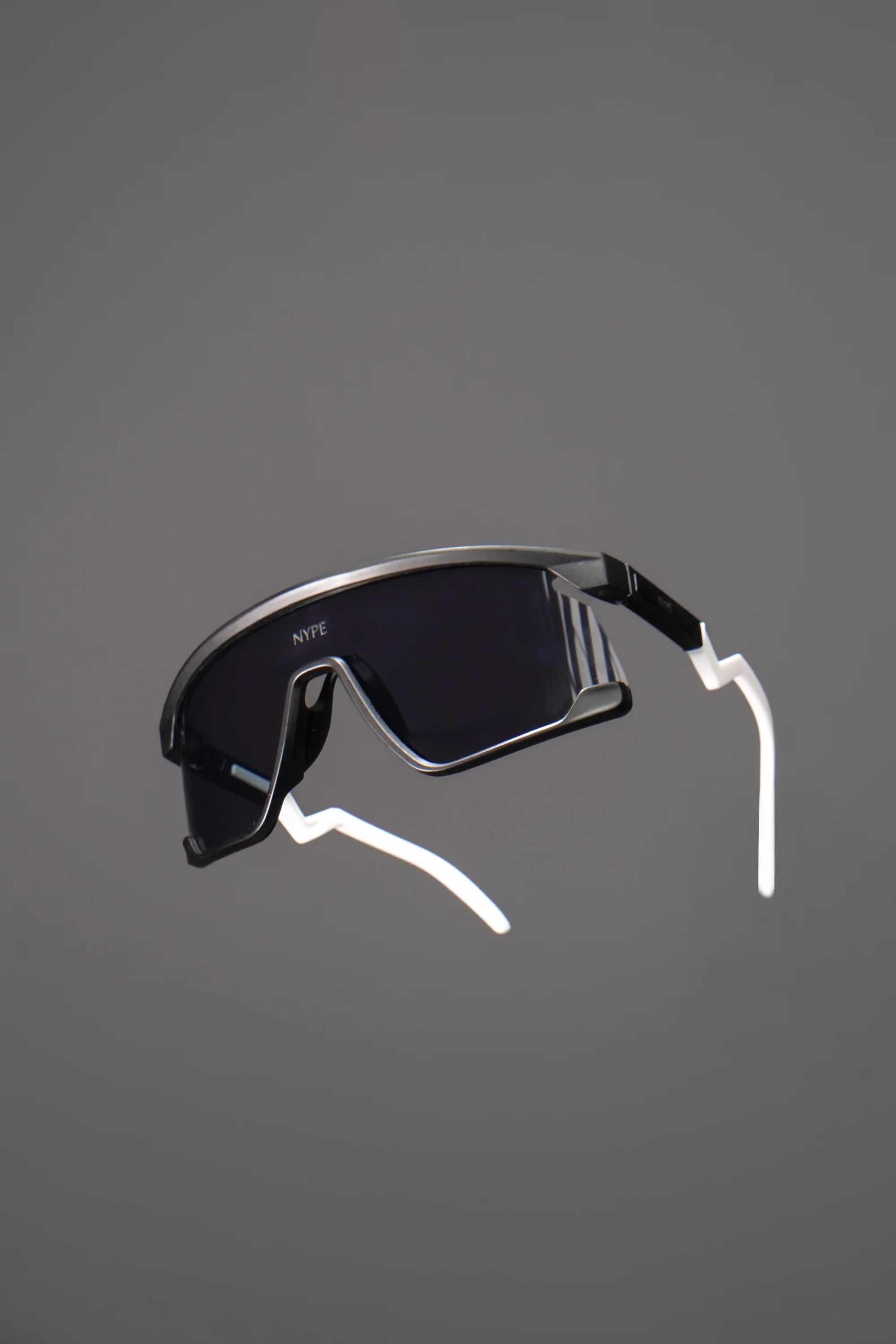 DSC07751 Óculos NYPE Titan - Imagem 1
