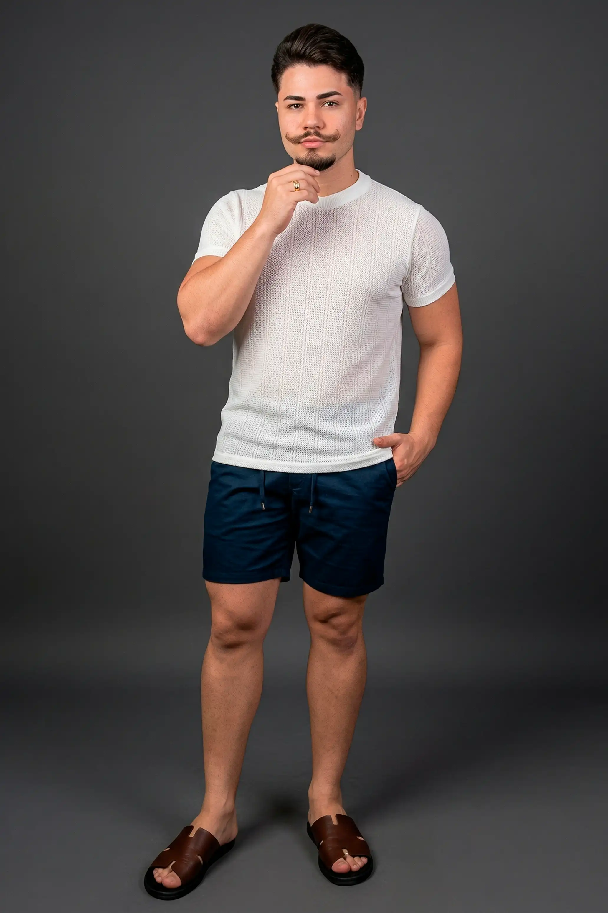 looksc Look Casual NYPE Precision Completo Gola Cruzada, Bermuda Sarja, Sandália, para Fim de Semana, Saidinha, Barzinho - Imagem 1