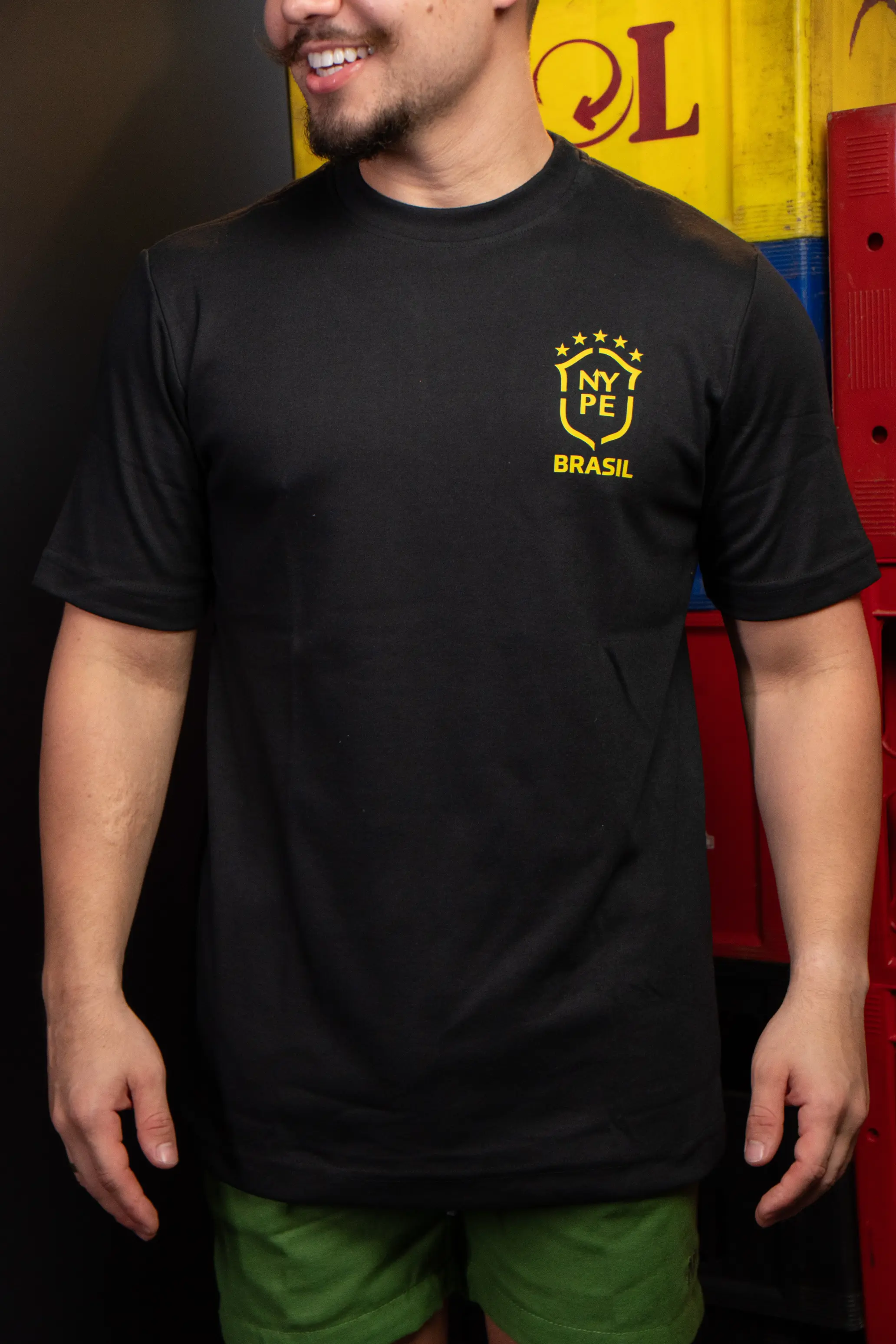 DSC07210 Camiseta Oversized NYPE Brasão BRASIL Preta 🇧🇷 - Imagem 1