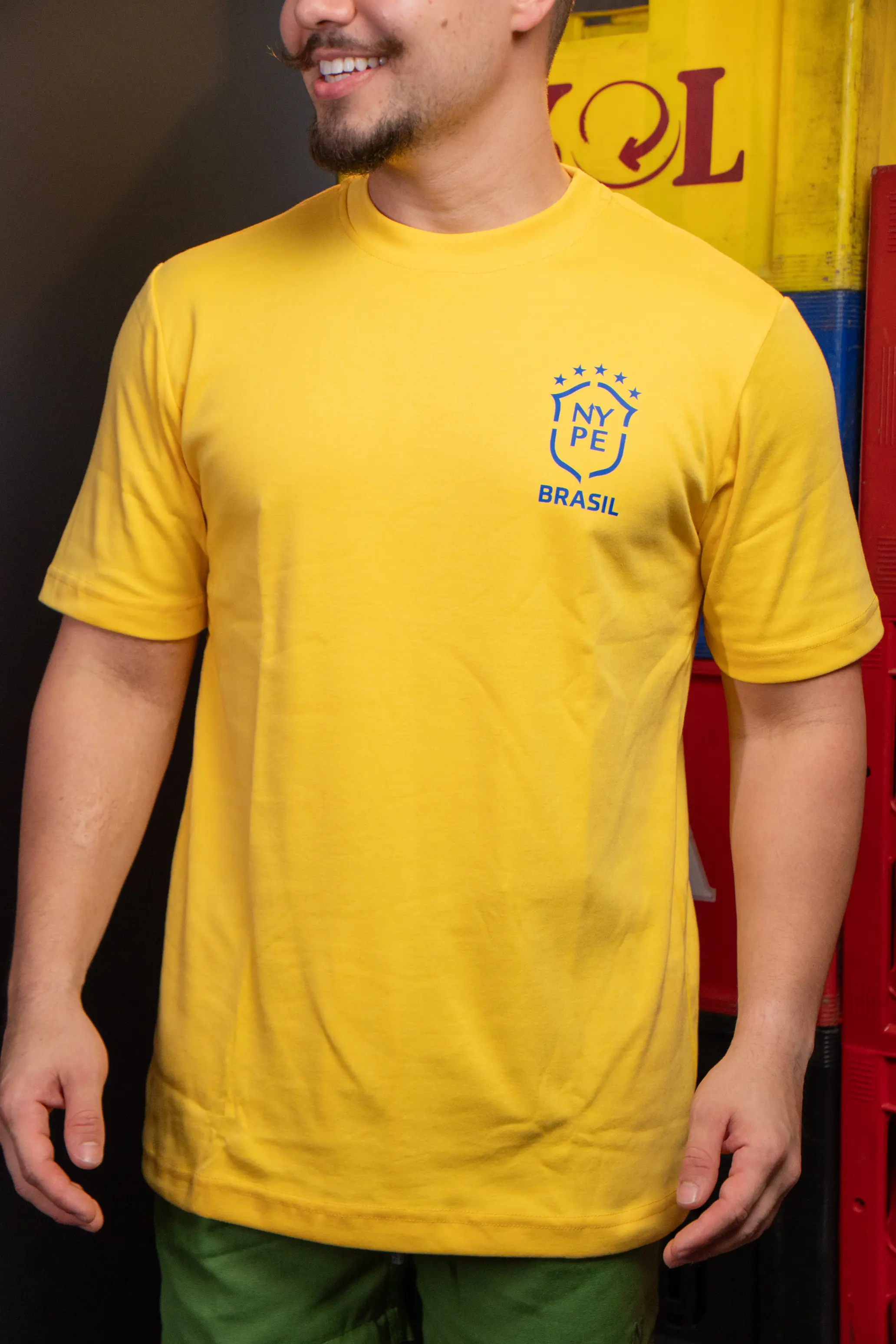 DSC07224 Camiseta Oversized NYPE Brasão BRASIL Amarela 🇧🇷 - Imagem 1